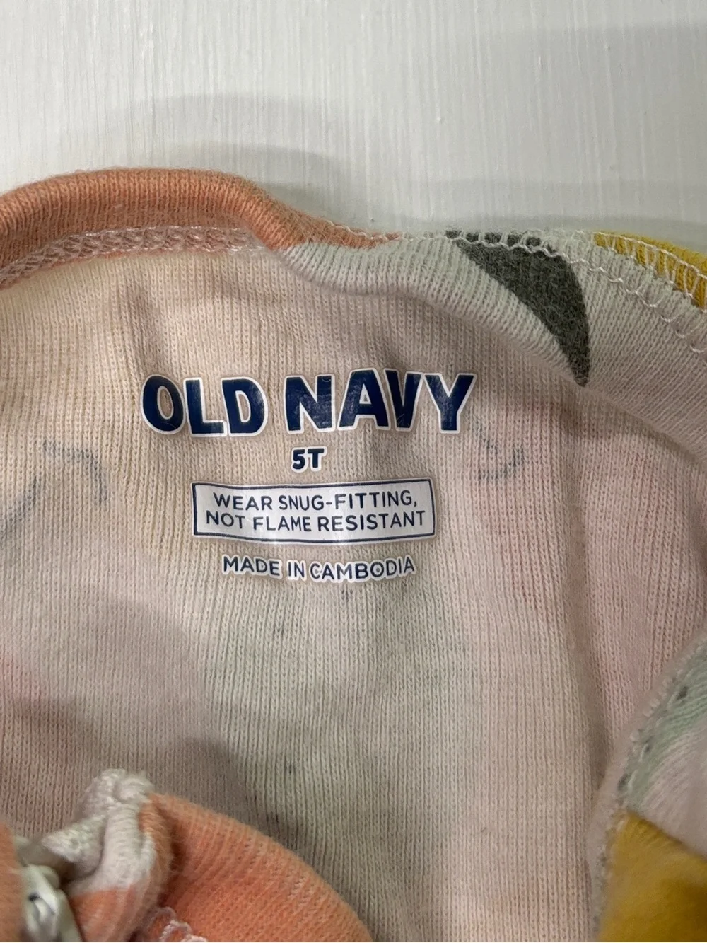 Old Navy Girls 5T Fruit Print Long Sleeve One Piece Pajamas Sleeper